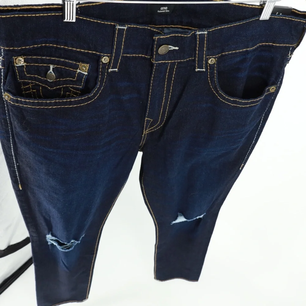 TRUE RELIGION RAZOR DARK RIPS‎ GENO FLAPS RELAXED SLIM JEANS